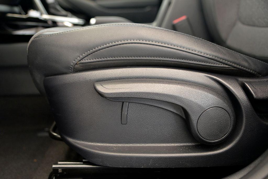 used 2024 Kia Seltos car, priced at $24,900