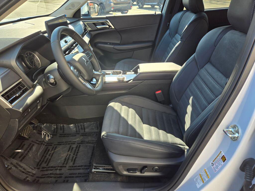 new 2026 Mitsubishi Outlander car, priced at $37,295