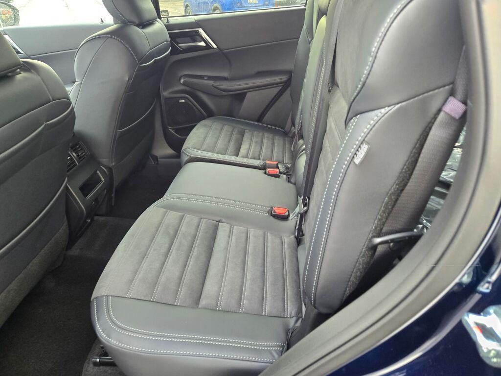new 2026 Mitsubishi Outlander car, priced at $35,327