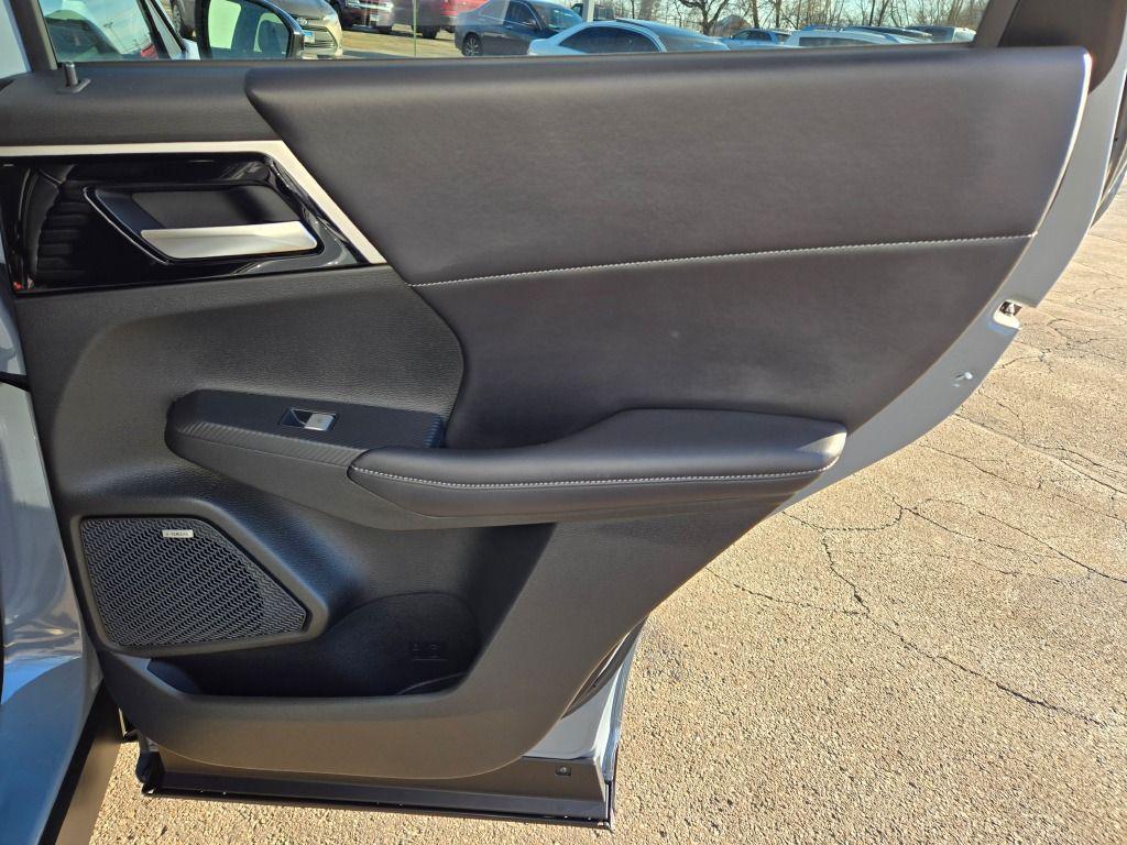 new 2026 Mitsubishi Outlander car, priced at $42,350