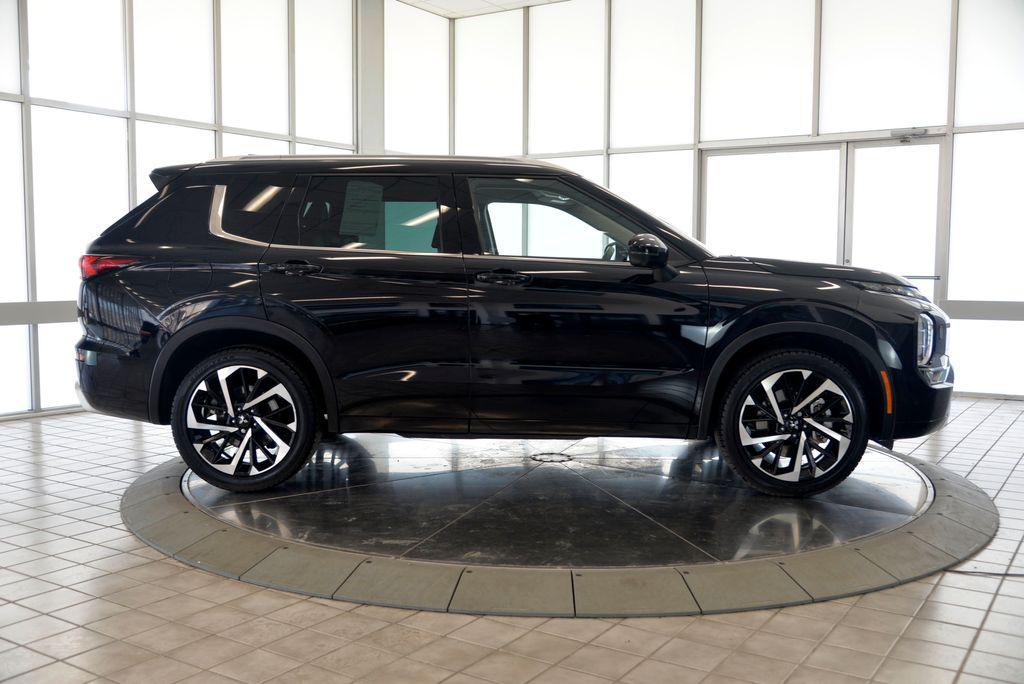 used 2022 Mitsubishi Outlander car, priced at $23,903