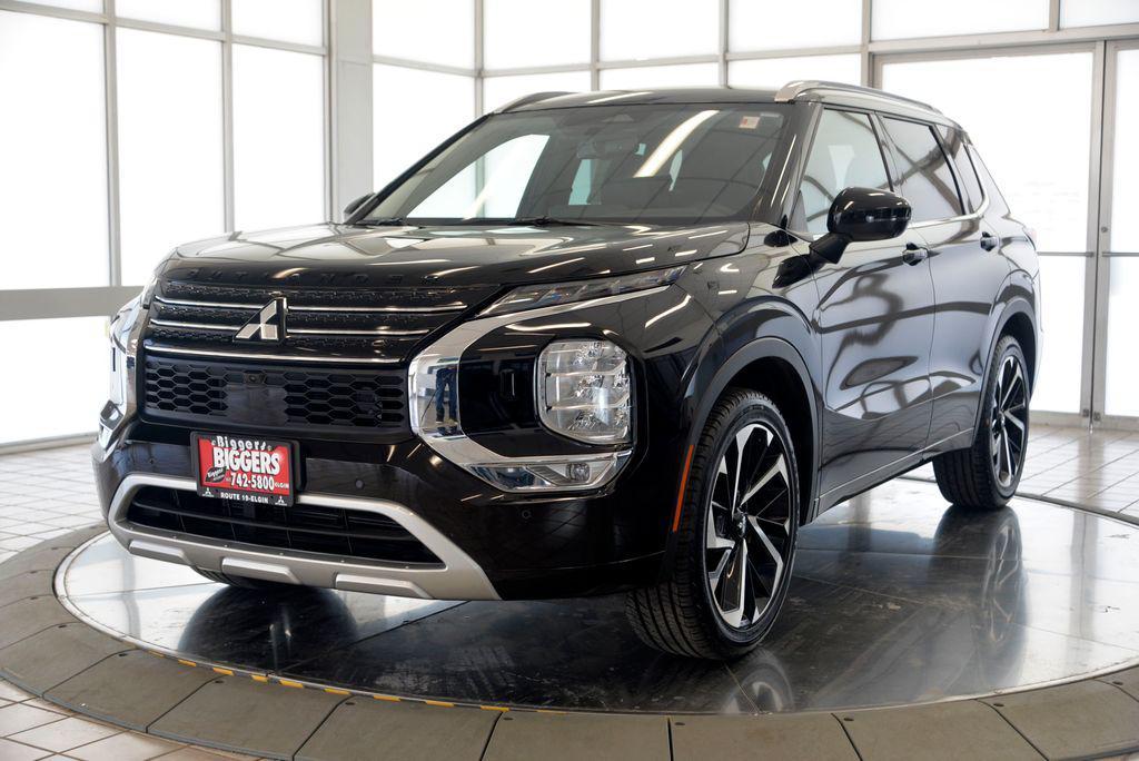 used 2022 Mitsubishi Outlander car, priced at $23,903