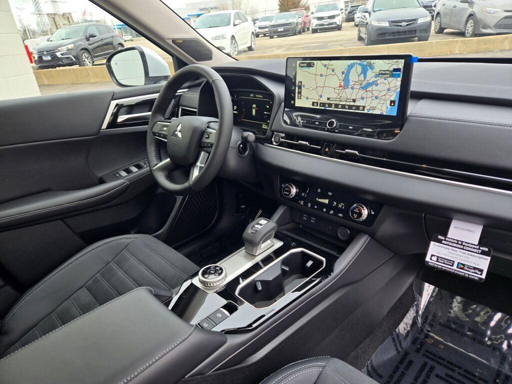 new 2026 Mitsubishi Outlander car, priced at $38,889
