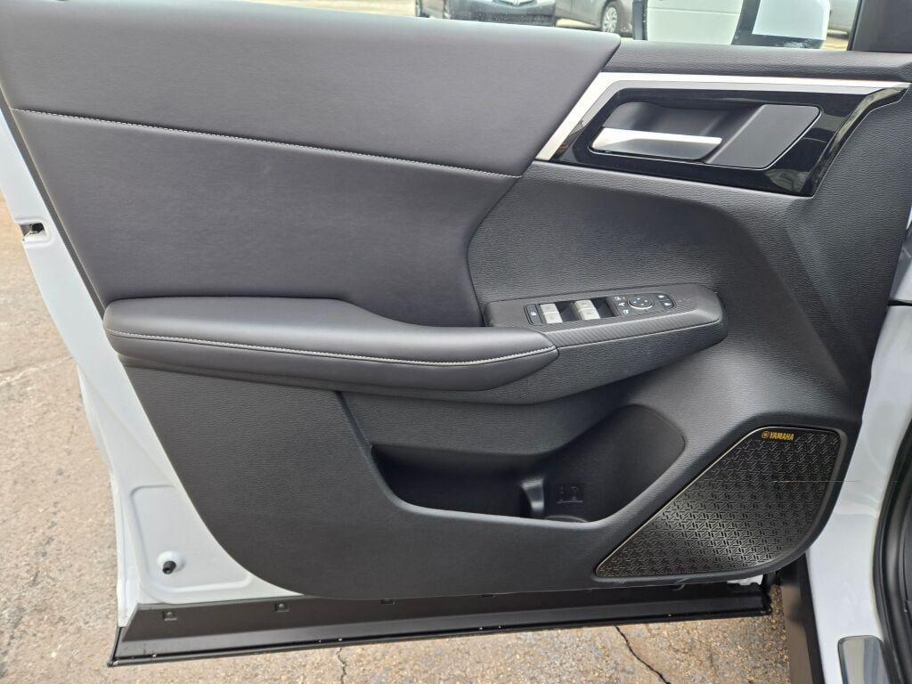 new 2026 Mitsubishi Outlander car, priced at $38,889