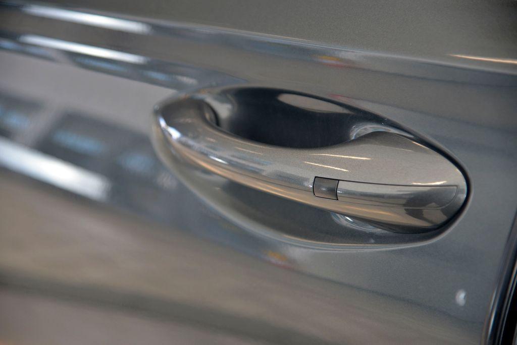 used 2020 Hyundai Santa Fe car, priced at $17,345