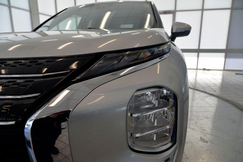 used 2023 Mitsubishi Outlander car, priced at $20,900