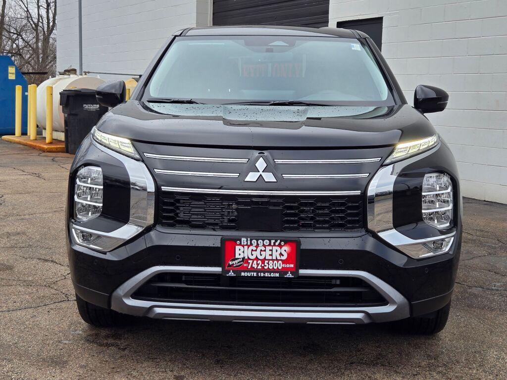 new 2026 Mitsubishi Outlander car, priced at $35,056