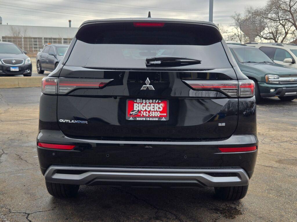 new 2026 Mitsubishi Outlander car, priced at $35,056