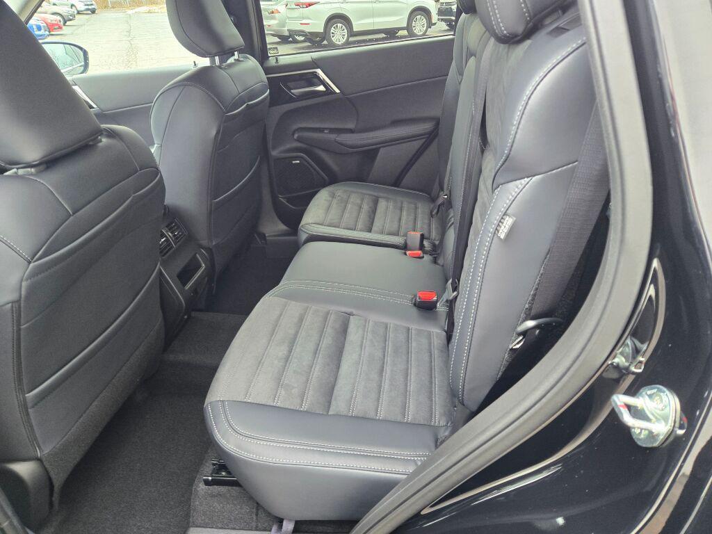 new 2026 Mitsubishi Outlander car, priced at $35,056