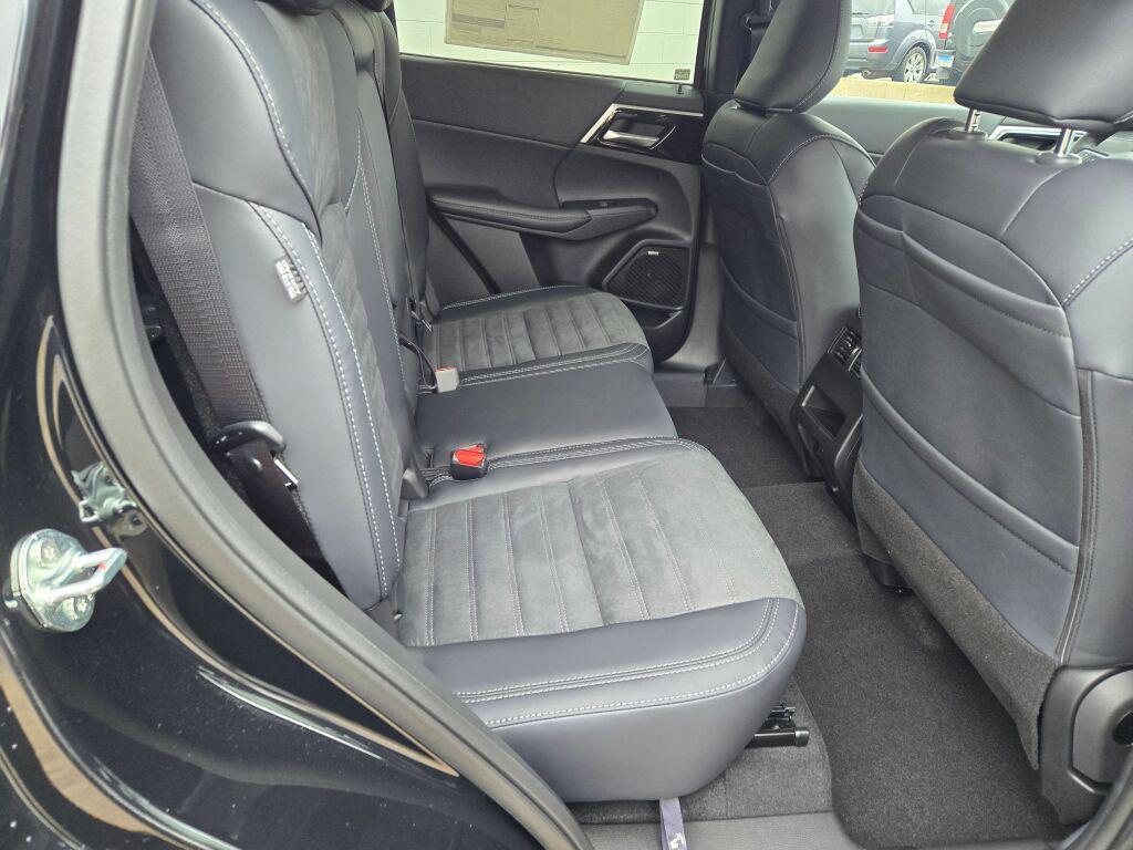 new 2026 Mitsubishi Outlander car, priced at $35,056