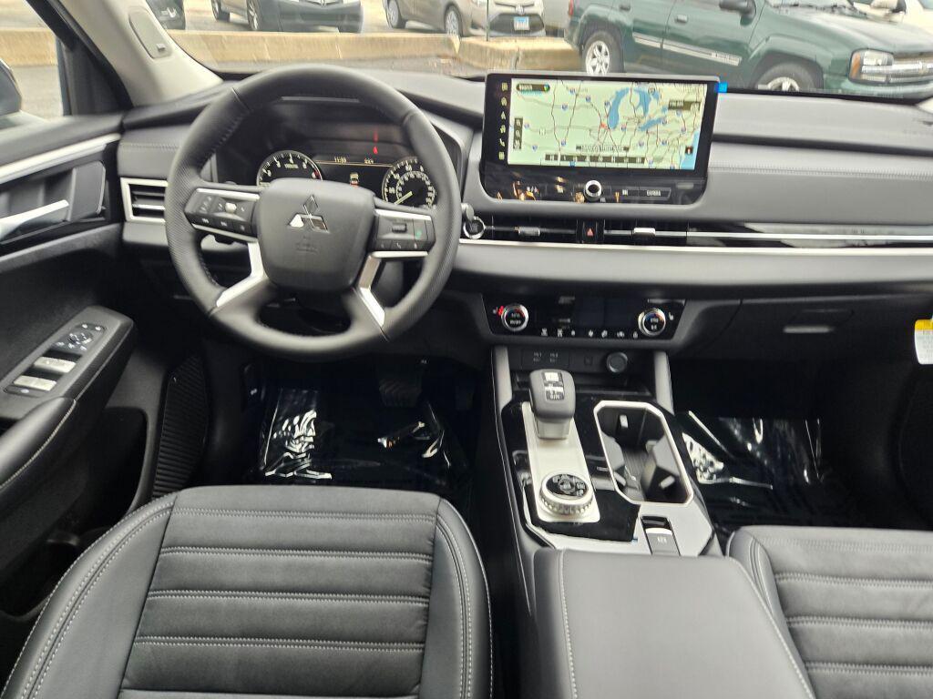 new 2026 Mitsubishi Outlander car, priced at $35,056