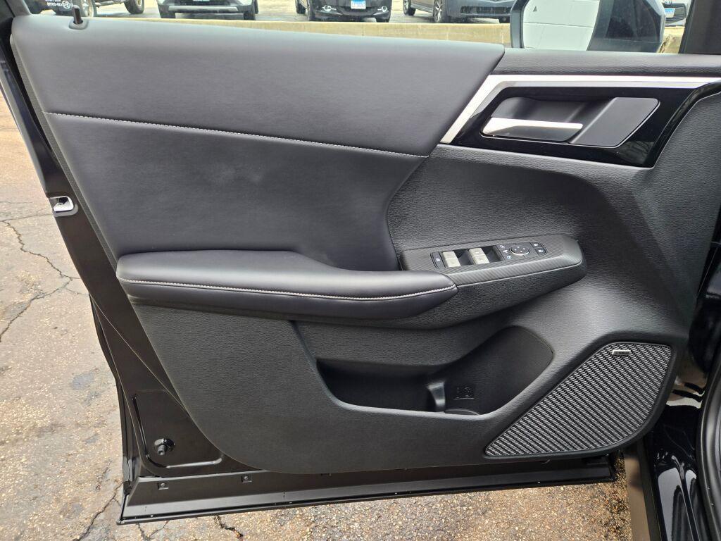 new 2026 Mitsubishi Outlander car, priced at $35,056