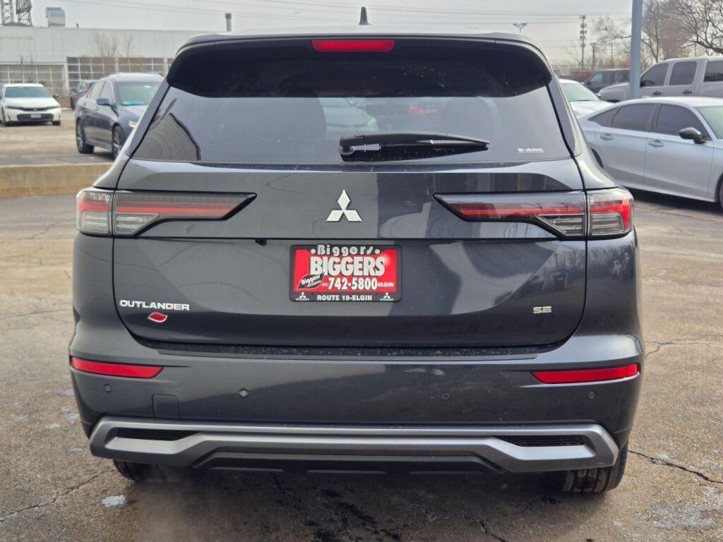 new 2026 Mitsubishi Outlander car, priced at $40,428