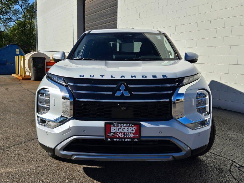 new 2025 Mitsubishi Outlander car, priced at $35,596