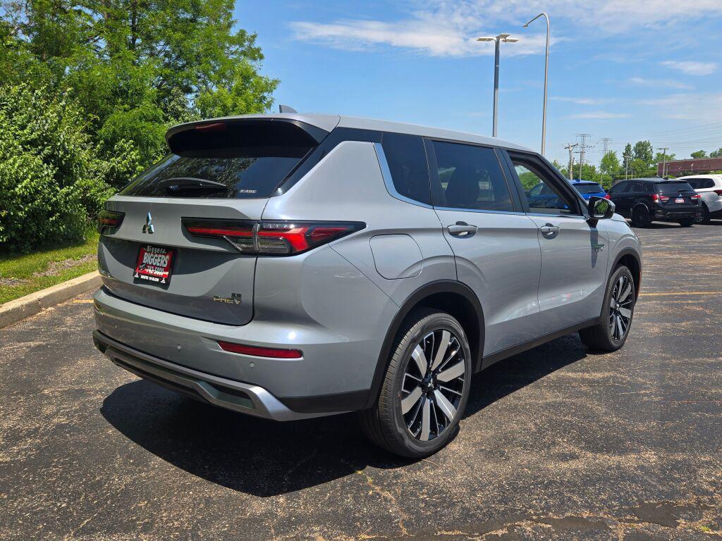 new 2026 Mitsubishi Outlander car, priced at $47,331