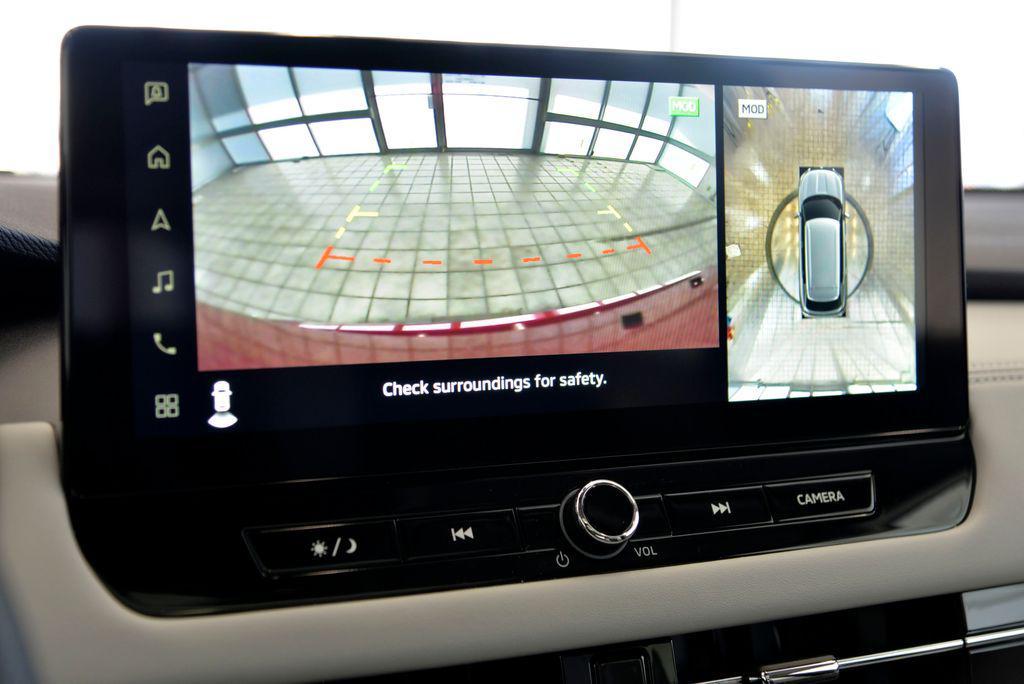 used 2025 Mitsubishi Outlander car, priced at $29,635