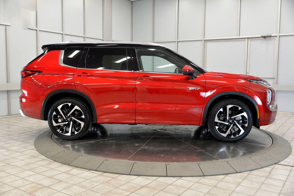 used 2025 Mitsubishi Outlander PHEV car, priced at $35,777
