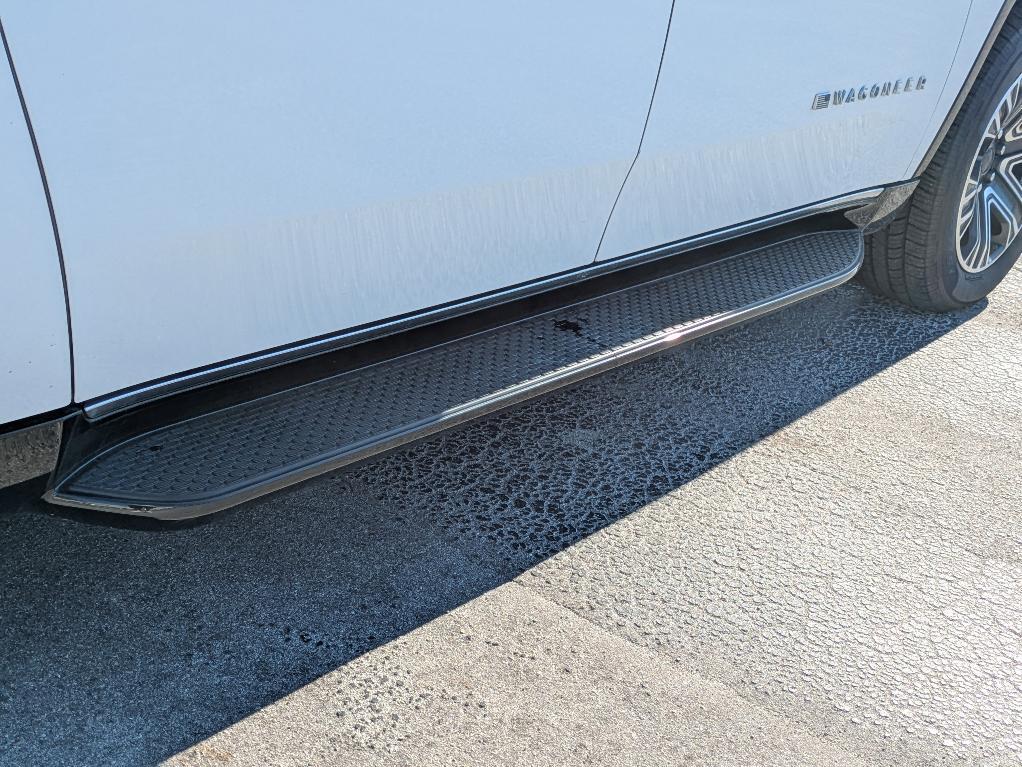 used 2024 Jeep Wagoneer L car, priced at $37,999