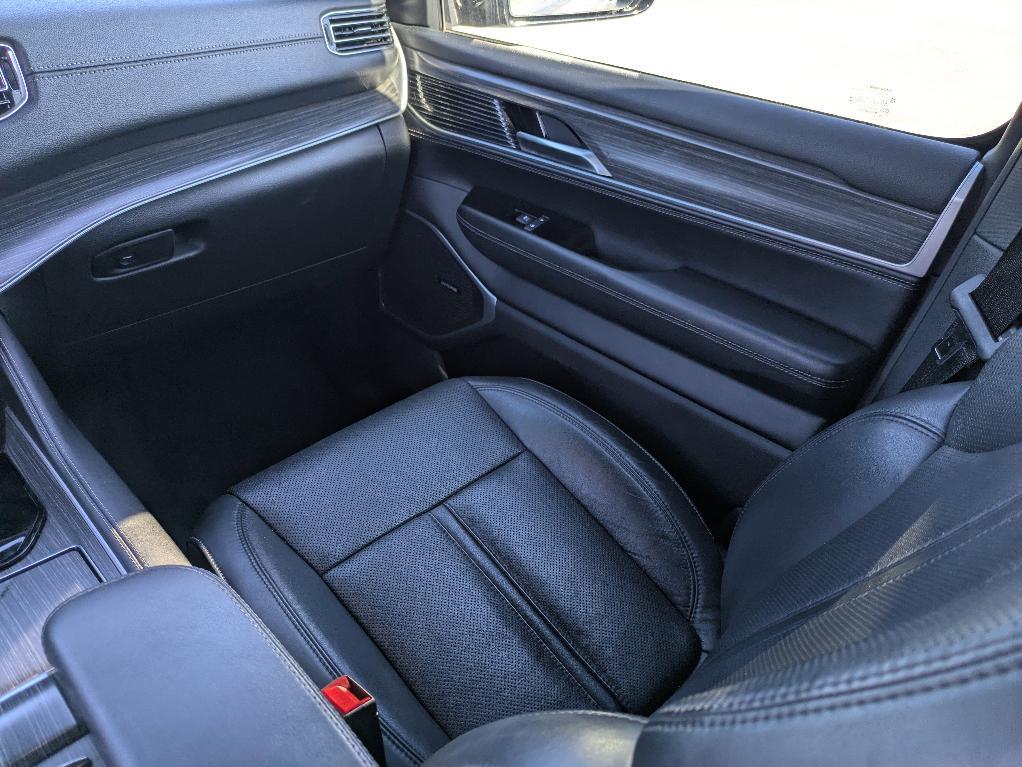 used 2024 Jeep Wagoneer L car, priced at $37,999