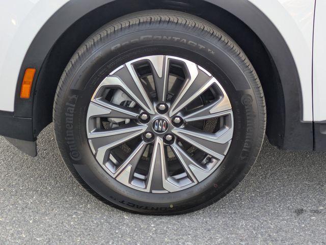 used 2025 Buick Envision car, priced at $27,522