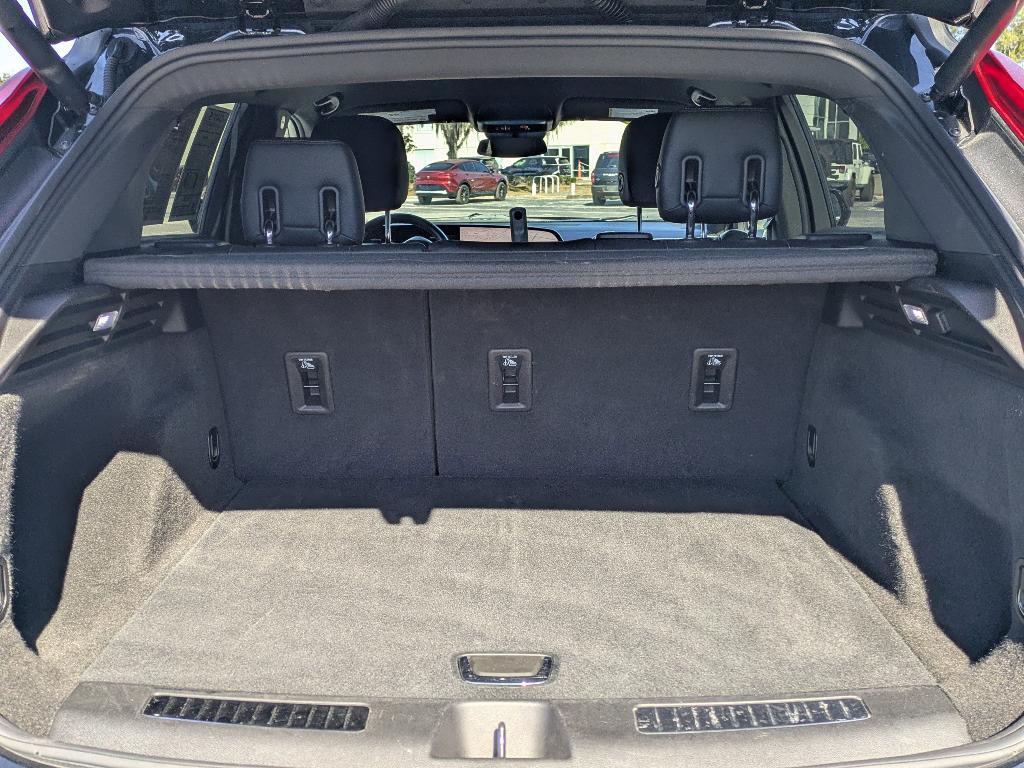 used 2025 Cadillac XT4 car, priced at $31,599