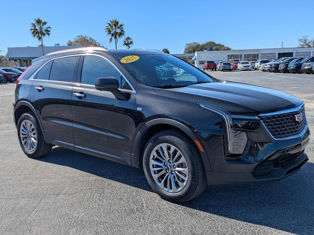 used 2025 Cadillac XT4 car, priced at $31,599