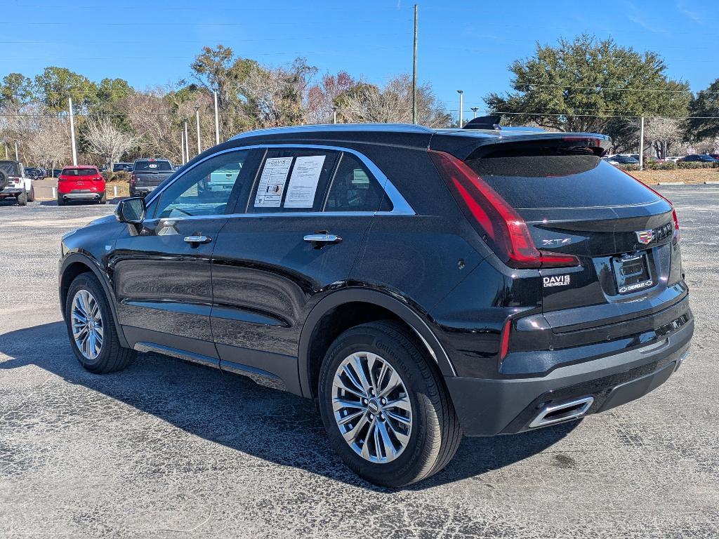 used 2025 Cadillac XT4 car, priced at $31,599