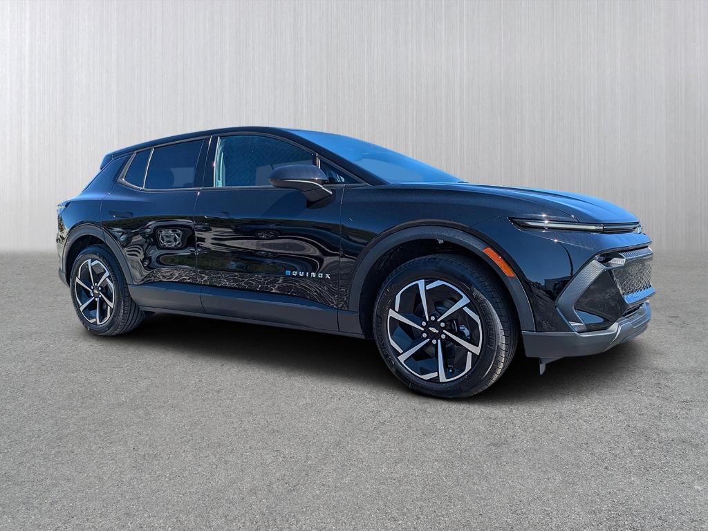 new 2026 Chevrolet Equinox EV car, priced at $27,890