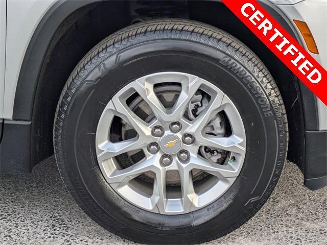 used 2022 Chevrolet Traverse car, priced at $24,455