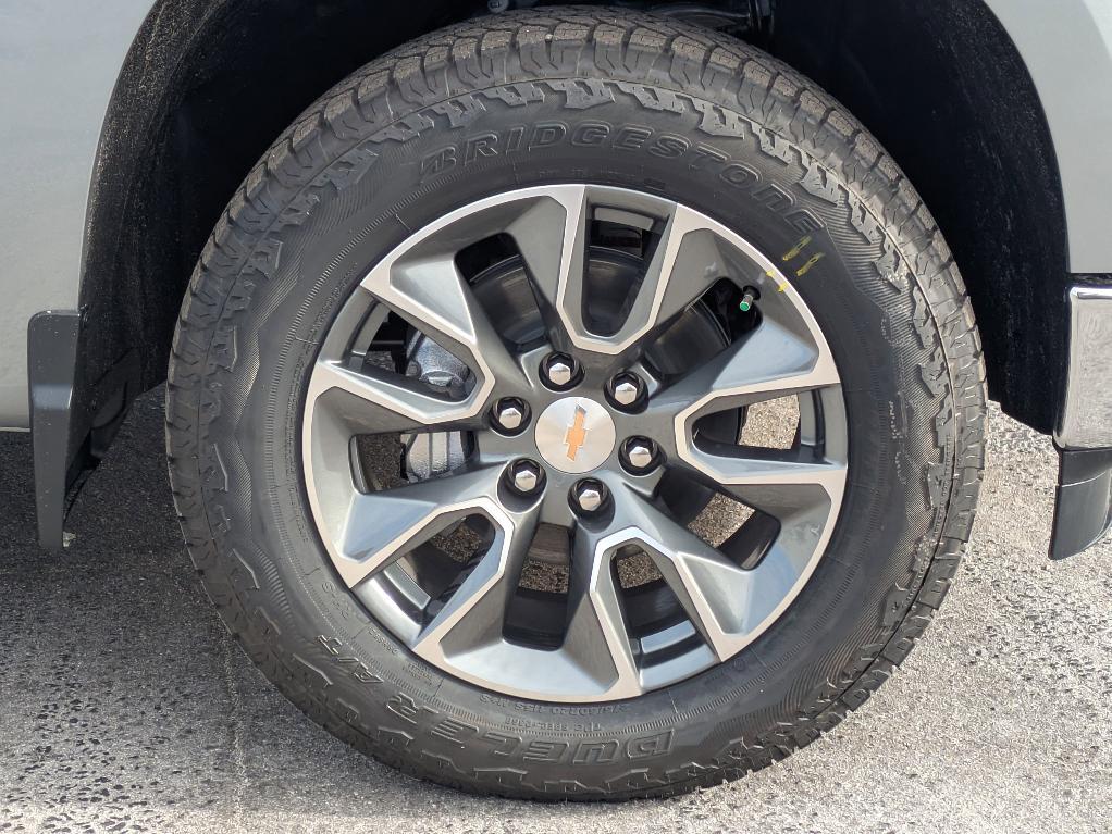 new 2026 Chevrolet Silverado 1500 car, priced at $52,615