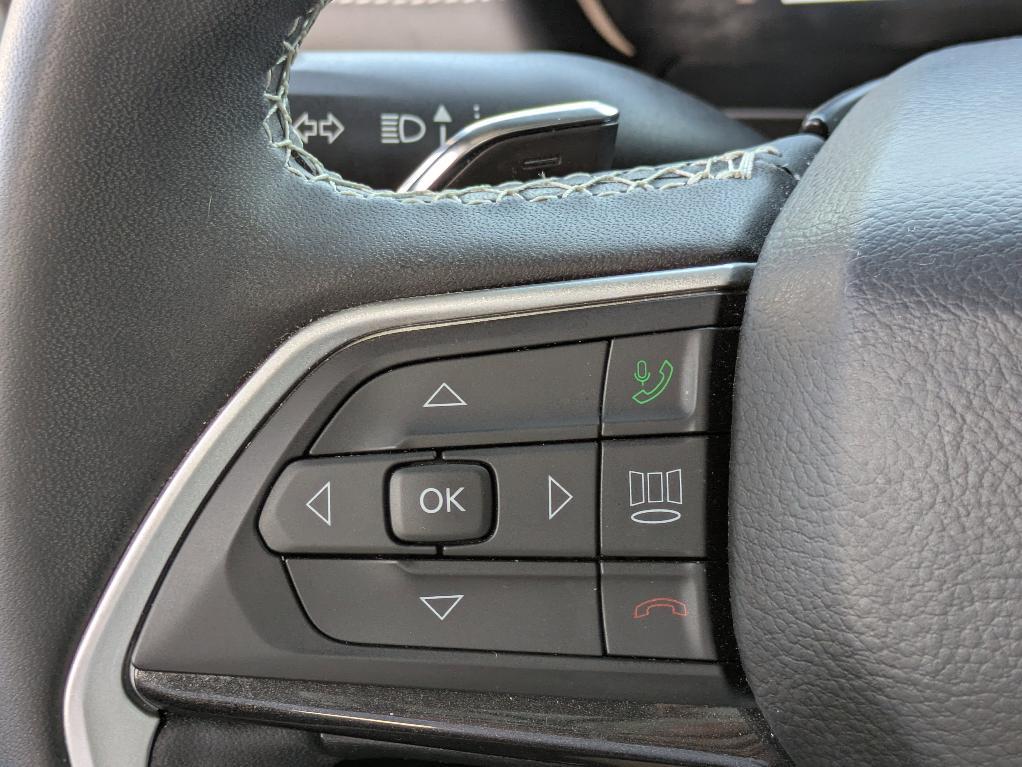 used 2023 Jeep Grand Cherokee car, priced at $24,995