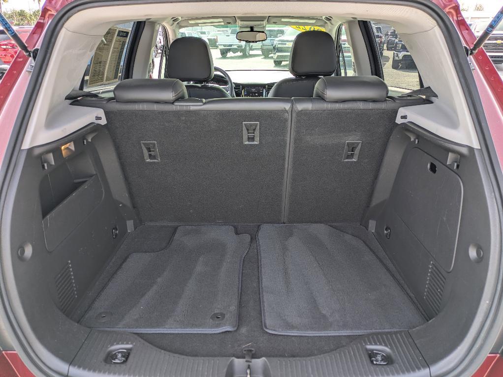 used 2022 Chevrolet Trax car, priced at $15,999