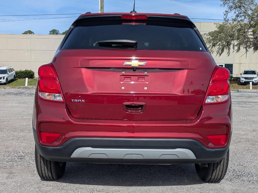 used 2022 Chevrolet Trax car, priced at $15,999