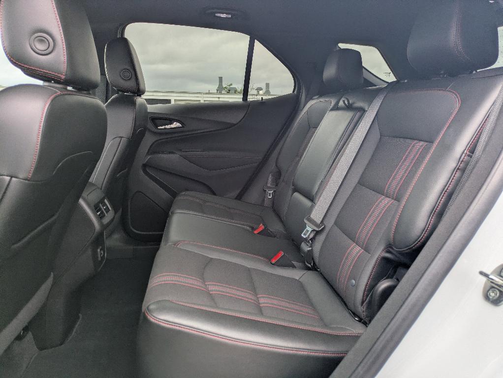 used 2022 Chevrolet Equinox car, priced at $24,007