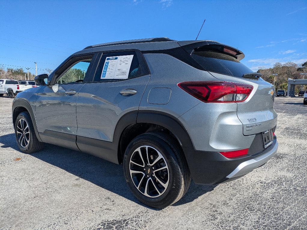 used 2025 Chevrolet TrailBlazer car, priced at $21,599