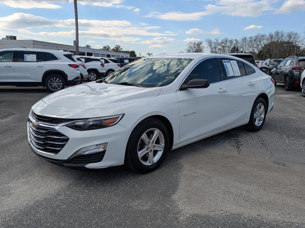 used 2021 Chevrolet Malibu car, priced at $13,995