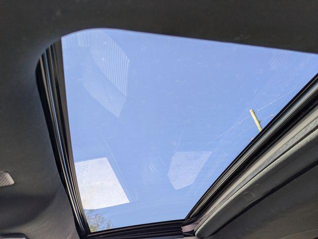 used 2022 Toyota Highlander car, priced at $32,243