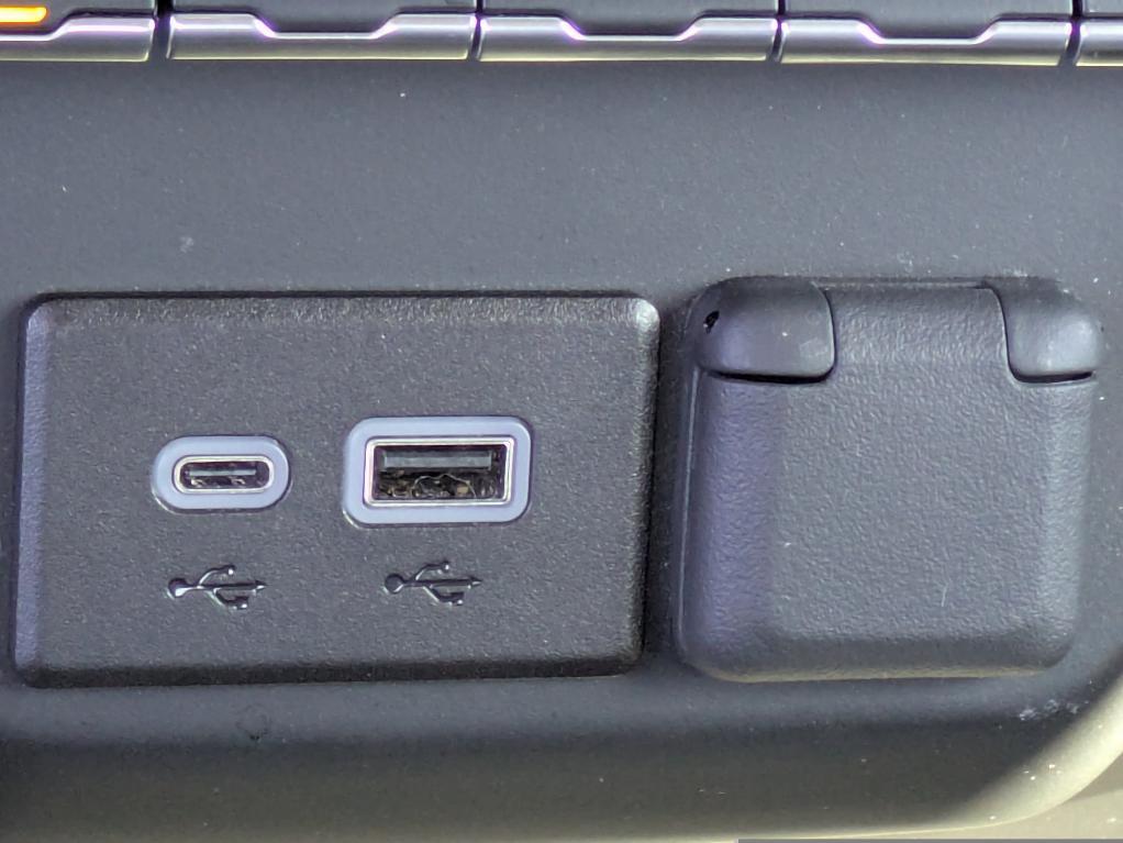 used 2024 Chevrolet Silverado 1500 car, priced at $36,999