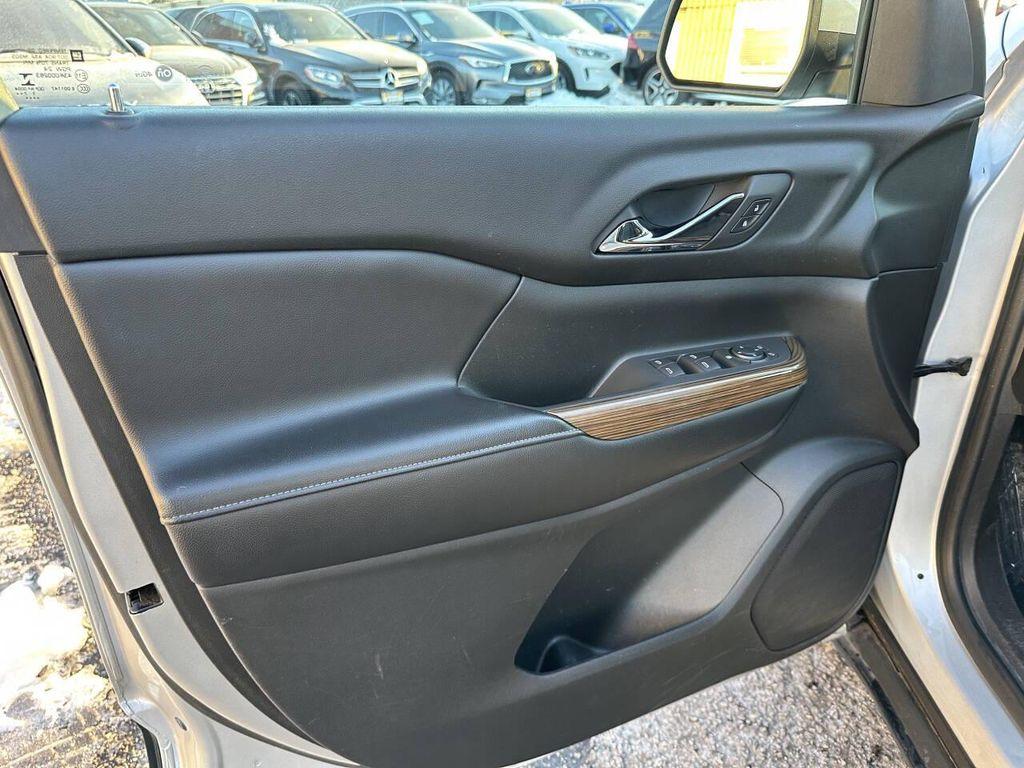 used 2018 GMC Acadia car, priced at $14,995