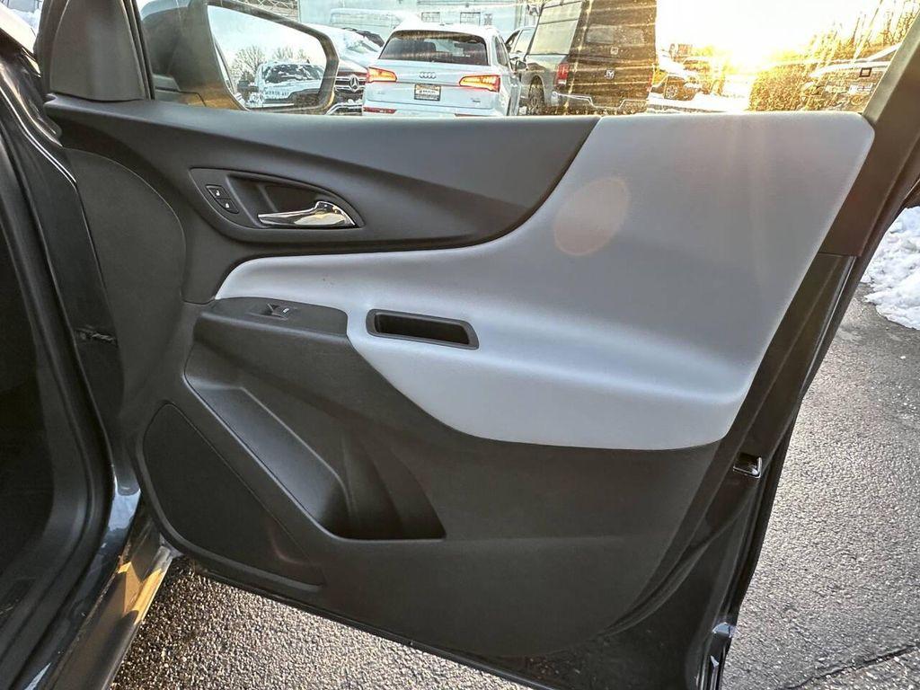 used 2023 Chevrolet Equinox car, priced at $14,995