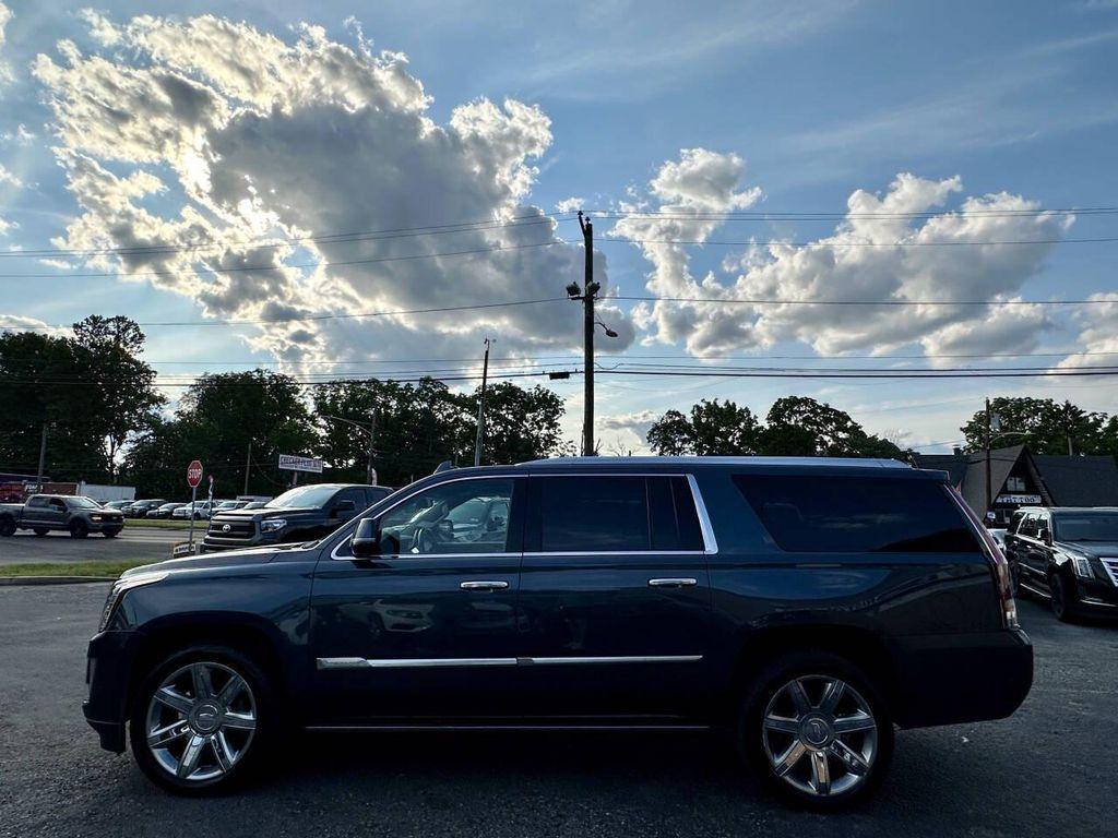 used 2019 Cadillac Escalade ESV car, priced at $29,995