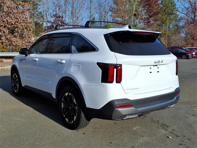 used 2025 Kia Sorento car, priced at $32,570