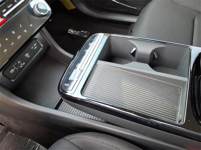 new 2026 Hyundai TUCSON Hybrid car, priced at $32,030