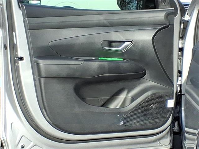 new 2026 Hyundai TUCSON Hybrid car, priced at $32,030