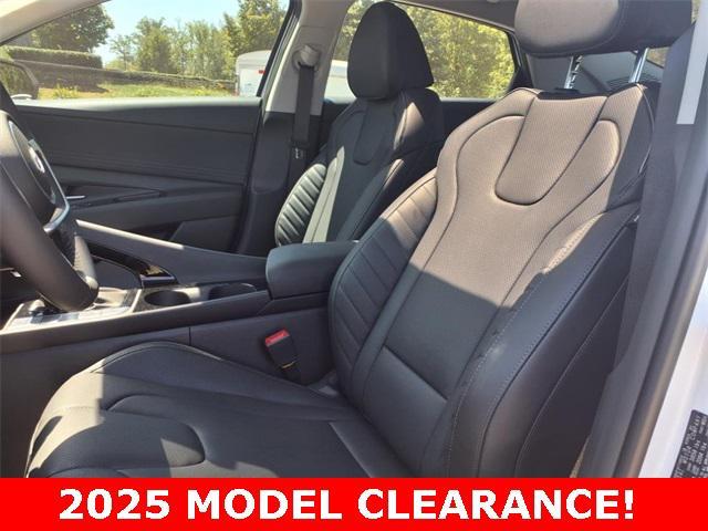 new 2025 Hyundai Elantra car, priced at $27,528