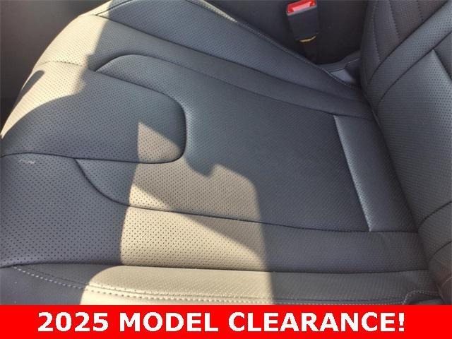 new 2025 Hyundai Elantra car, priced at $27,528