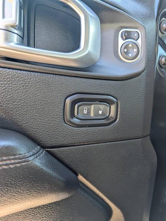 used 2020 Jeep Wrangler Unlimited car, priced at $30,360