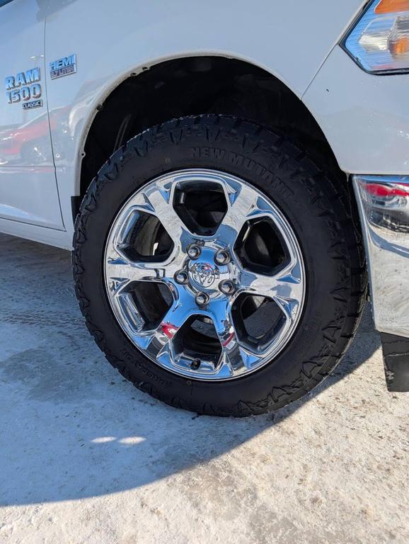 used 2022 Ram 1500 Classic car, priced at $31,999