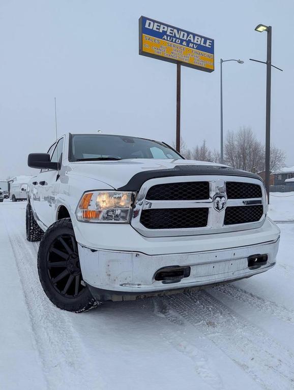 used 2022 Ram 1500 Classic car, priced at $31,999