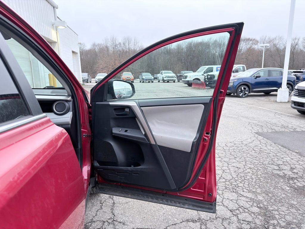 used 2014 Toyota RAV4 car